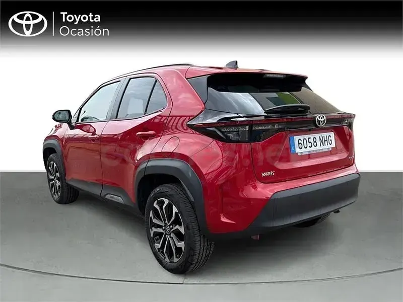 Occasion Toyota Yaris Cross Active 130 PK (95 kW) 2025 Rood SUV