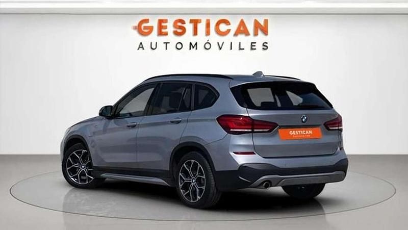Usado BMW X1 220 CV (161 kW) 2021 Plateado SUV