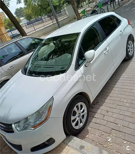 Usado Citroën C4 Business Class 92 CV (67 kW) 2011 Blanco Berlina