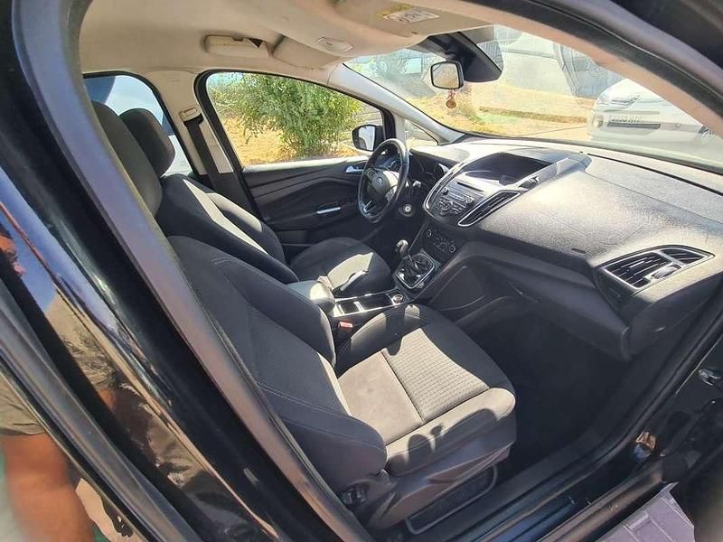 Usado Ford Grand C-Max Trend+ 125 CV (91 kW) 2016 Negro Monovolumen