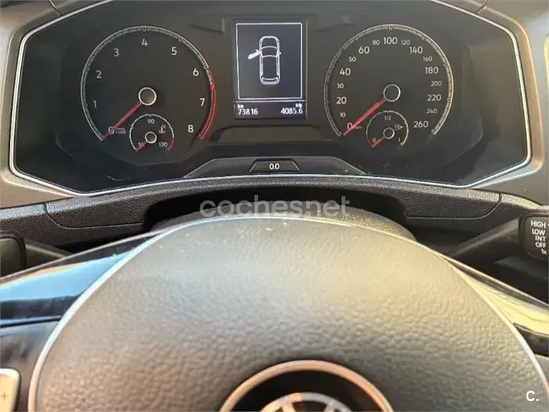 Usado VW T-Roc Advance 150 CV (110 kW) 2021 Blanco SUV