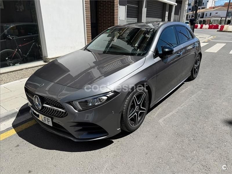 Usado Mercedes A200 150 CV (110 kW) 2020 Gris / plata Berlina