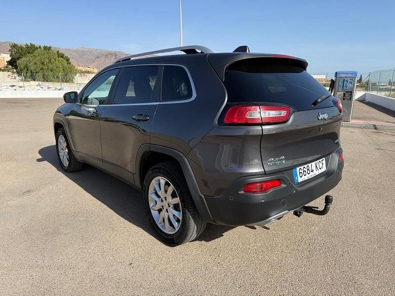 Usado Jeep Cherokee Limited 200 CV (147 kW) 2017 Gris SUV