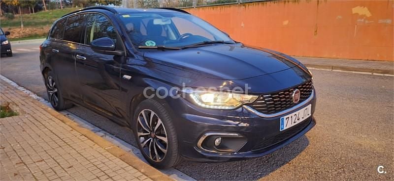 Negro Usado 2016 Fiat Tipo Lounge Familiar | 6800 € (Buen precio) - Imagen 1/4