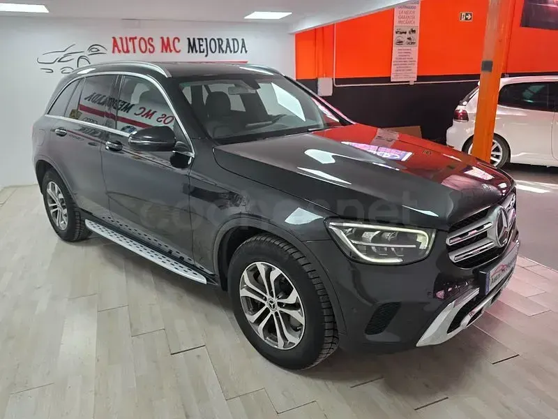 Usado Mercedes GLC200 163 CV (119 kW) 2020 Negro SUV