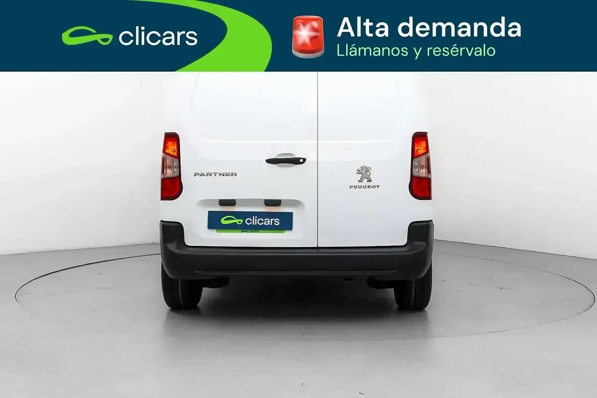 Usado Peugeot Partner S 100 CV (73 kW) 2021 Blanco Monovolumen