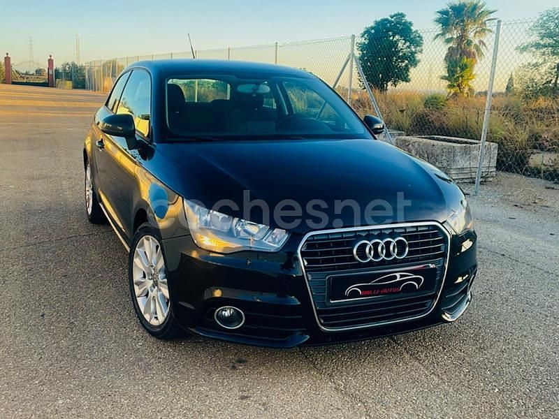 Usado Audi A1 Ambition 105 CV (77 kW) 2011 Negro Berlina