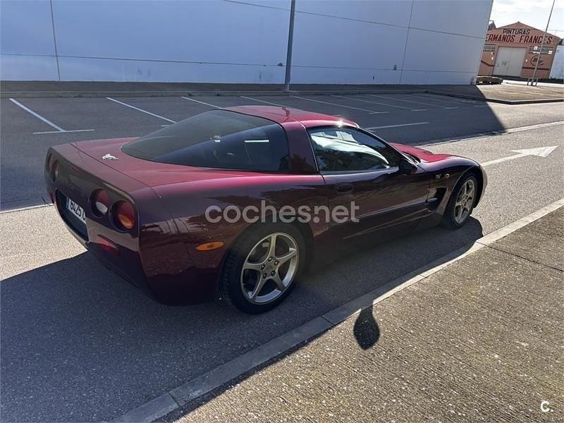 Usado Chevrolet Corvette 344 CV (253 kW) 2003 Granate Coupe
