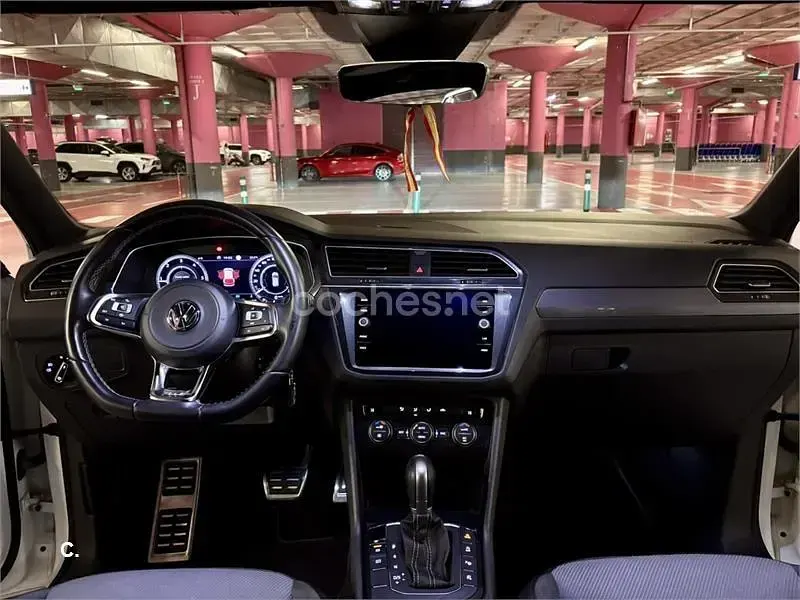 Usado VW Tiguan R-line 150 CV (110 kW) 2019 Blanco SUV