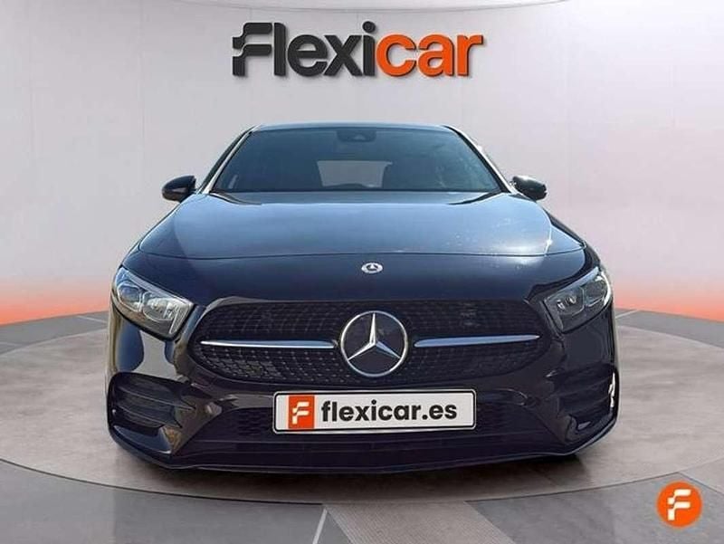 Usado Mercedes A180 116 CV (85 kW) 2021 Negro Utilitario