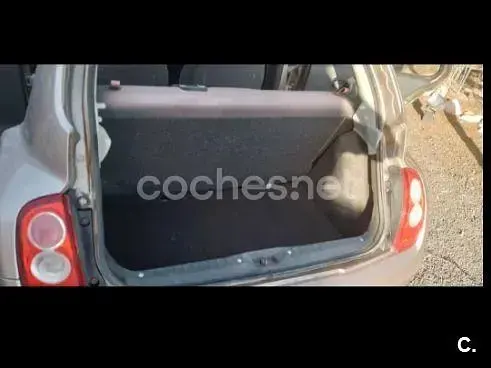 Usado Nissan Micra Visia 65 CV (47 kW) 2007 Beige Berlina