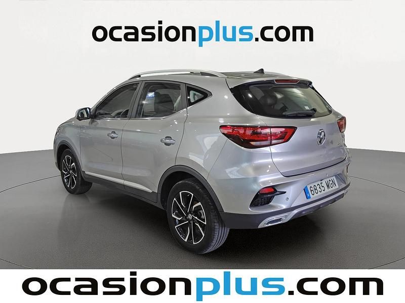 Usado MG ZS Luxury 111 CV (81 kW) 2023 Blanco SUV