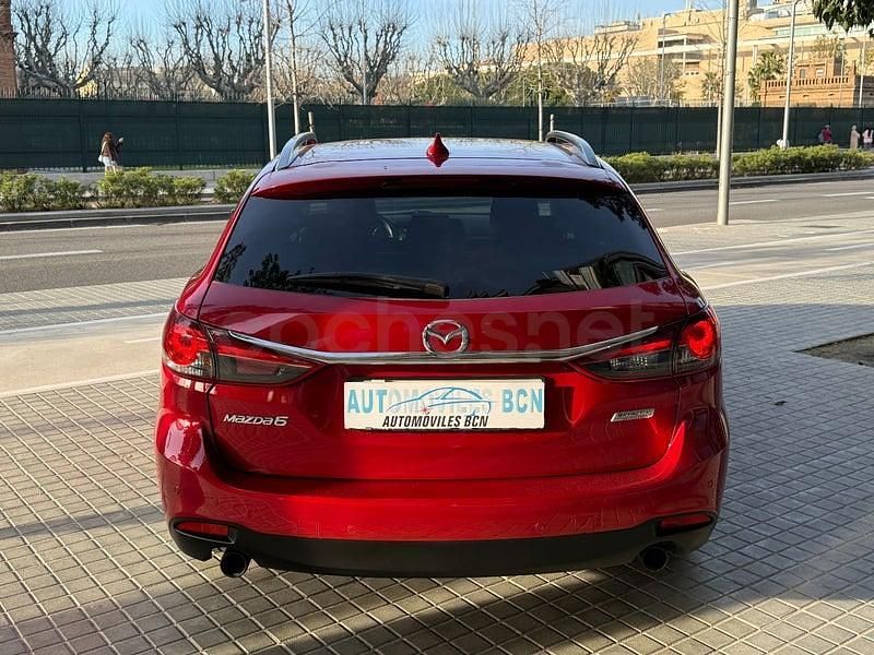 Usado Mazda 6 Style 145 CV (106 kW) 2017 Granate Familiar