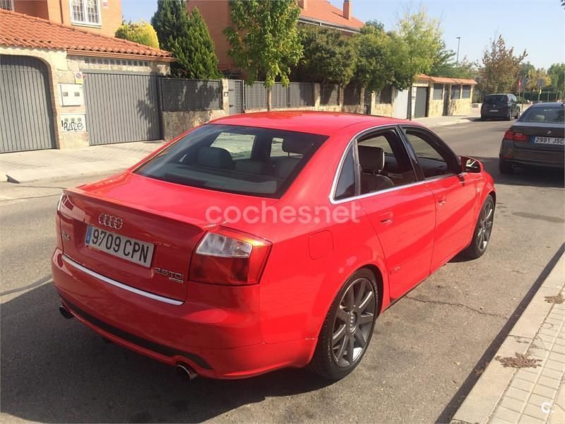 Usado Audi A4 180 CV (132 kW) 2003 Rojo Berlina