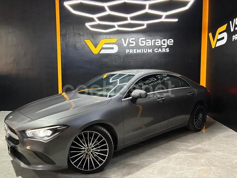 Usado Mercedes CLA200 150 CV (110 kW) 2022 Gris / plata Berlina