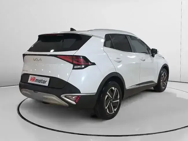 Usado Kia Sportage Motion 150 CV (110 kW) 2022 Blanco SUV
