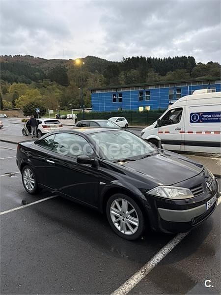 Negro Usado 2005 Renault Mégane Cabriolet Dynamique Descapotable | 3900 € (Buen precio) - Imagen 1/4