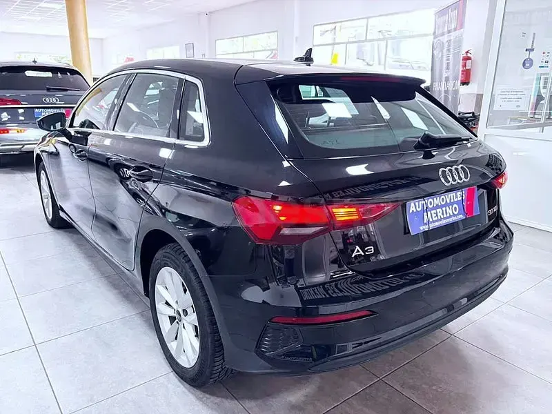 Usado Audi A3 Advanced 116 CV (85 kW) 2022 Negro Berlina