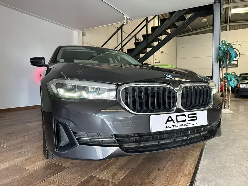 Usado BMW 520 Comfort Edition 190 CV (139 kW) 2021 Negro Berlina