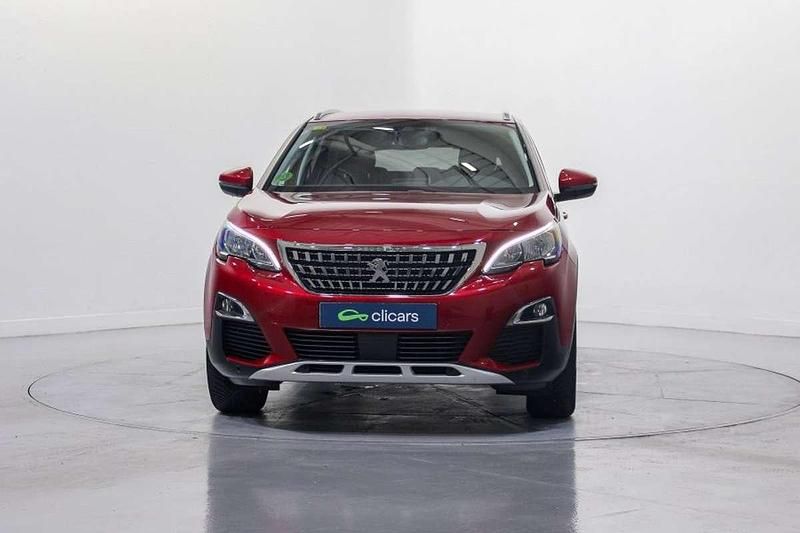 Usado Peugeot 3008 Allure 131 CV (96 kW) 2020 Rojo SUV