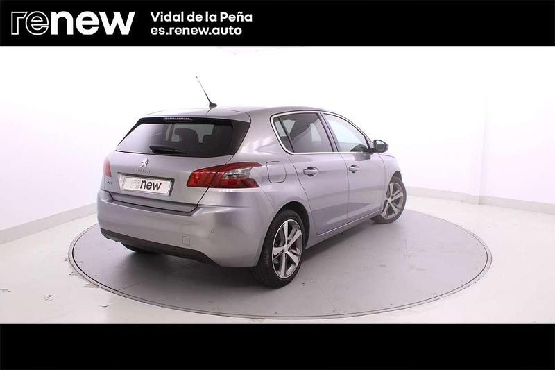 Usado Peugeot 308 Allure 131 CV (96 kW) 2020 Gris Berlina