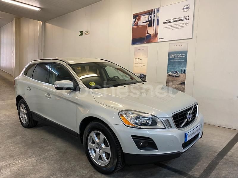 Gris / plata Usado 2010 Volvo XC60 Momentum SUV | 13.900 € (Precio justo) - Imagen 1/4