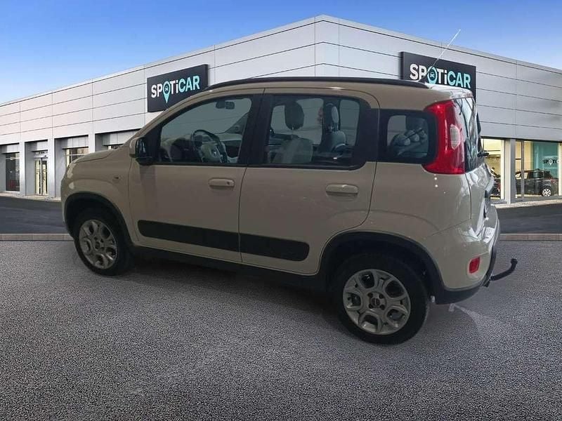 Usado Fiat Panda 4x4 75 CV (55 kW) 2014 Gris Utilitario