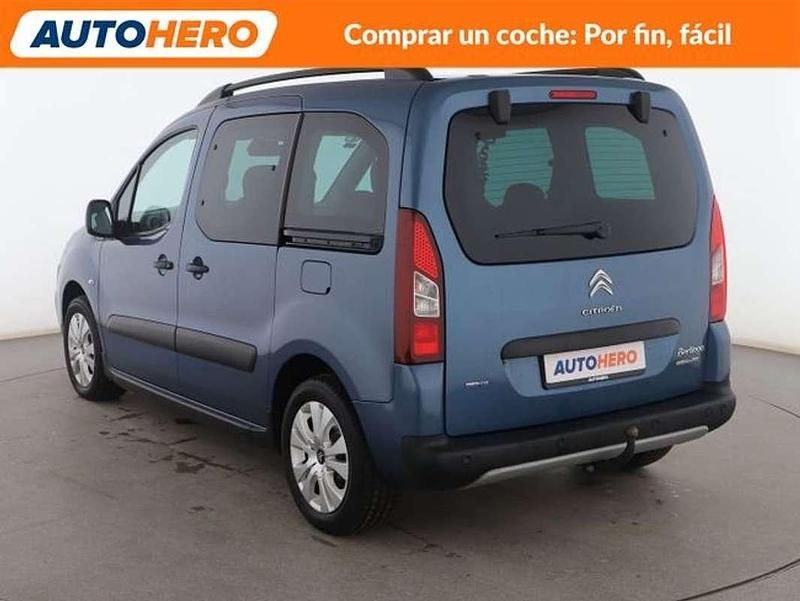 Usado Citroën Berlingo XTR 101 CV (74 kW) 2015 Azul Monovolumen