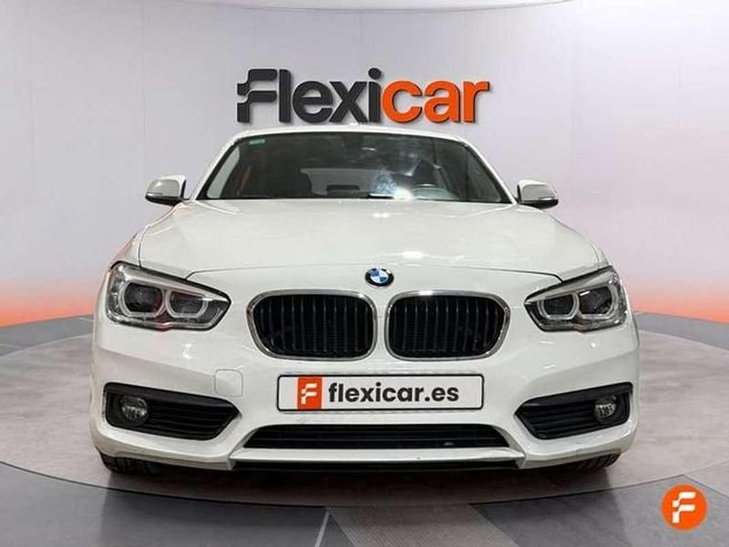 Usado BMW 116 116 CV (85 kW) 2019 Blanco Utilitario