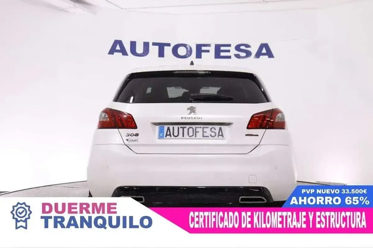 Usado Peugeot 308 GT-line 131 CV (96 kW) 2019 Blanco Berlina