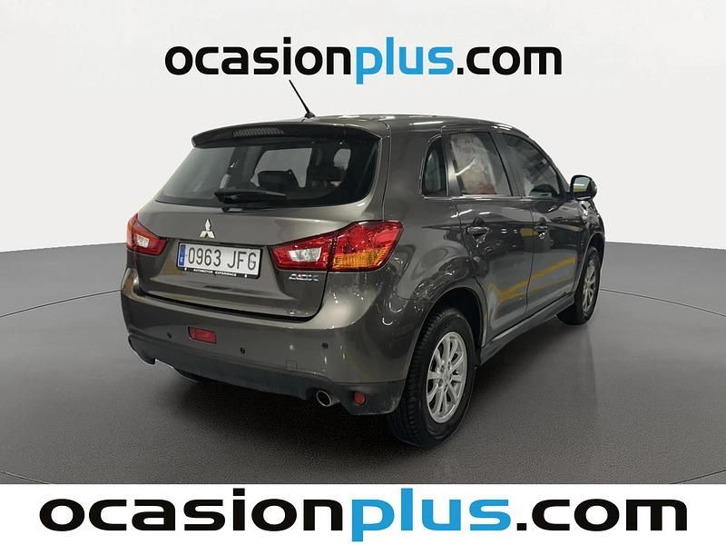 Usado Mitsubishi ASX 117 CV (86 kW) 2015 Oro SUV