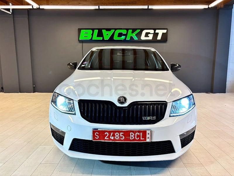 Usado Skoda Octavia RS 220 CV (161 kW) 2014 Blanco Berlina