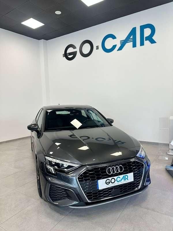 Gris Usado 2021 Audi A3 Sportback S-Line Utilitario | 27.500 € (Un poco caro) - Imagen 1/4