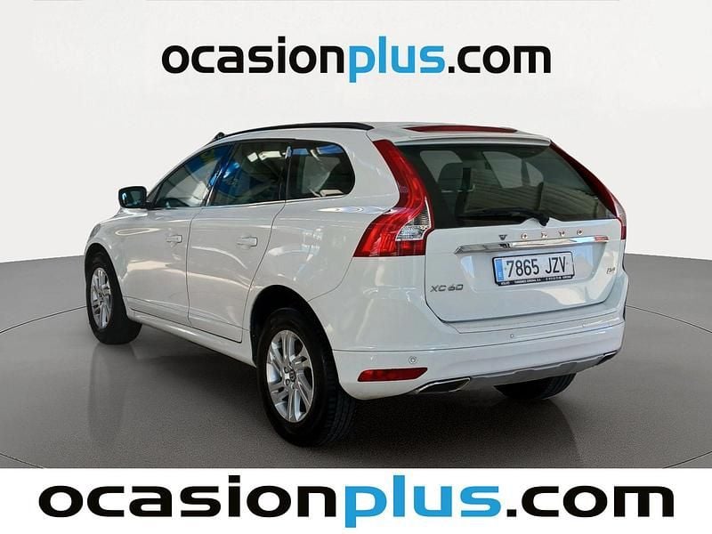 Usado Volvo XC60 Momentum 190 CV (139 kW) 2017 Blanco SUV