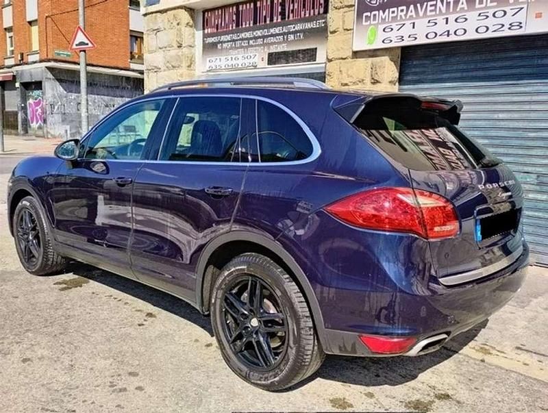 Usado Porsche Cayenne 245 CV (180 kW) 2011 Azul SUV