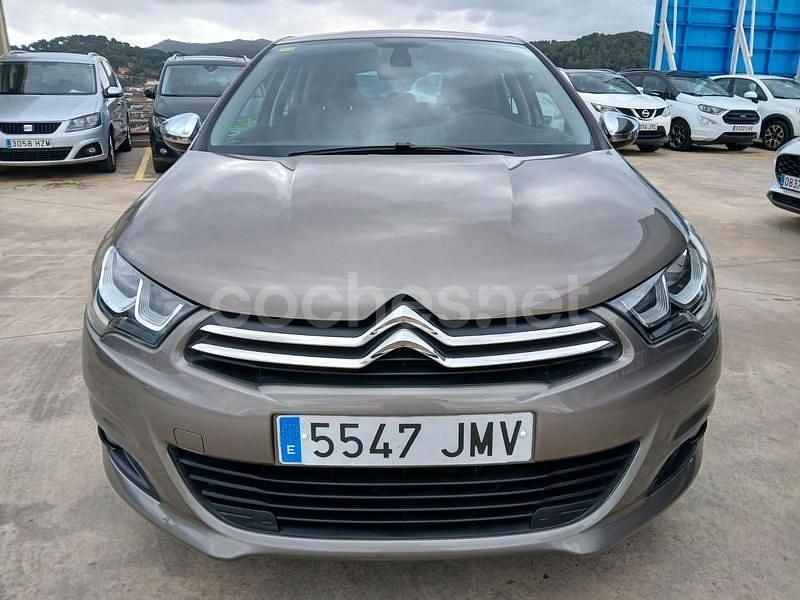 Usado Citroën C4 Feel 110 CV (80 kW) 2016 Marrón Berlina