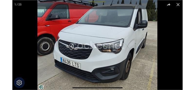 Usado Opel Combo 100 CV (73 kW) 2024 Blanco Monovolumen