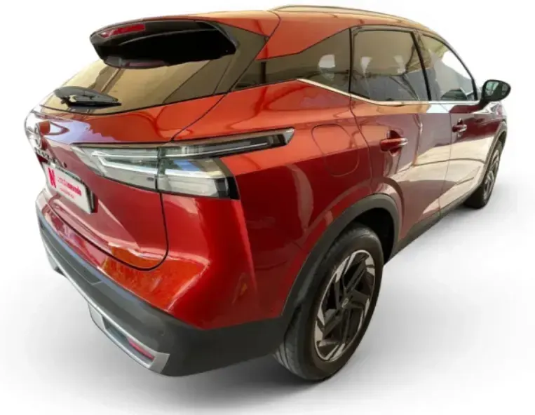 Usado Nissan Qashqai N-Connecta 140 CV (102 kW) 2024 Rojo SUV