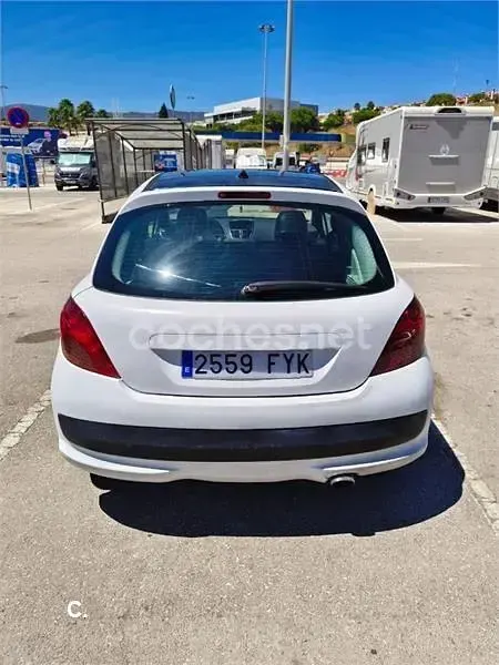 Usado Peugeot 207 GTi 110 CV (80 kW) 2007 Blanco Berlina
