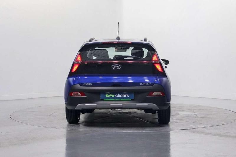 Usado Hyundai Bayon 84 CV (61 kW) 2023 Azul SUV