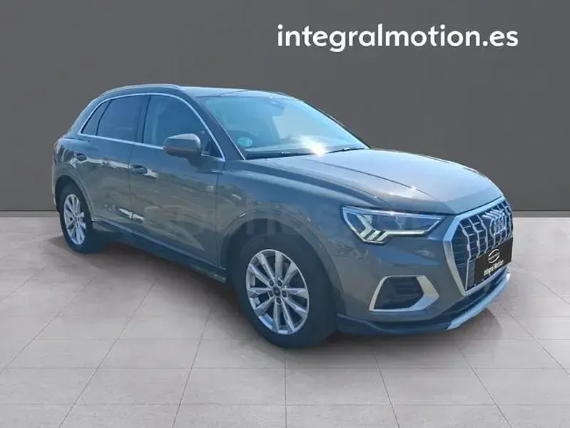 Usado Audi Q3 Advanced Plus 150 CV (110 kW) 2022 Verde SUV
