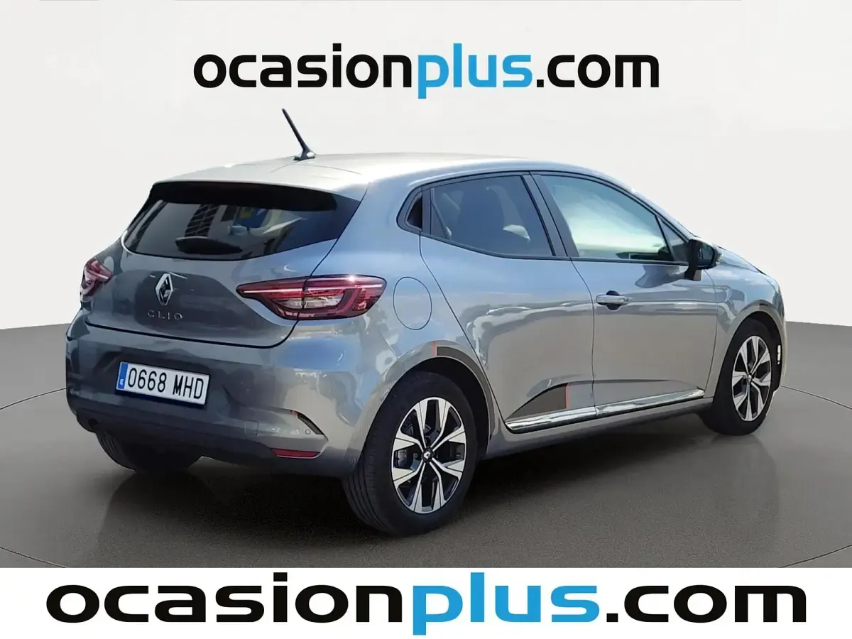 Usado Renault Clio Evolution 101 CV (74 kW) 2023 Gris Utilitario
