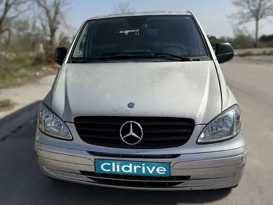 Usado Mercedes Viano 204 CV (150 kW) 2007 Gris Monovolumen