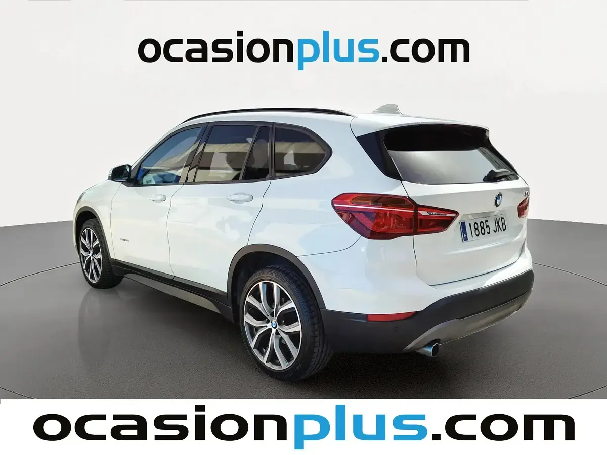 Usado BMW X1 150 CV (110 kW) 2015 Blanco SUV