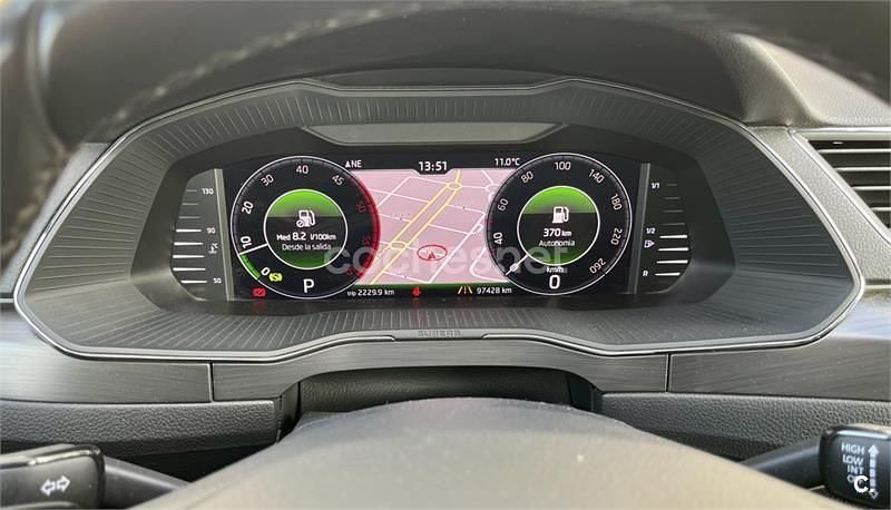 Usado Skoda Superb Ambition 150 CV (110 kW) 2019 Gris / plata Familiar