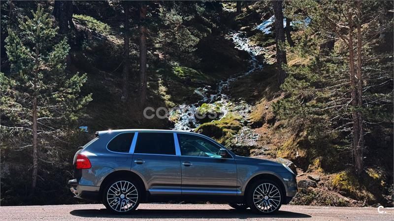 Gris / plata Usado 2009 Porsche Cayenne SUV | 17.500 € (Precio justo) - Imagen 1/4