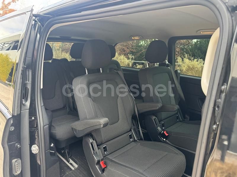 Usado Mercedes V220 Avantgarde 163 CV (119 kW) 2022 Negro Monovolumen