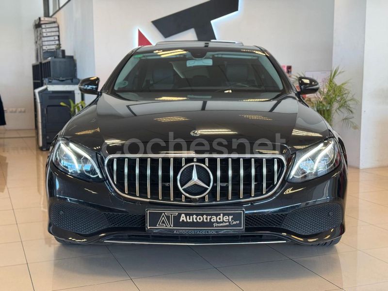 Usado Mercedes E220 194 CV (142 kW) 2018 Negro Berlina