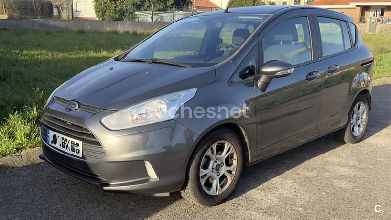 Usado Ford B-MAX Titanium 105 CV (77 kW) 2017 Gris / plata Monovolumen