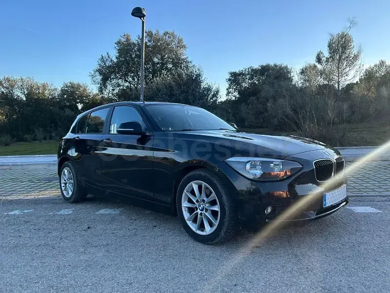 Usado BMW 116 Sport Line 136 CV (100 kW) 2013 Negro Utilitario